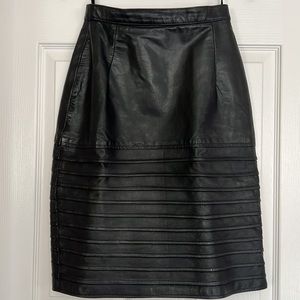 Vintage Bagatelle Collection Black Classic Genuine Leather  MIDI Skirt Small